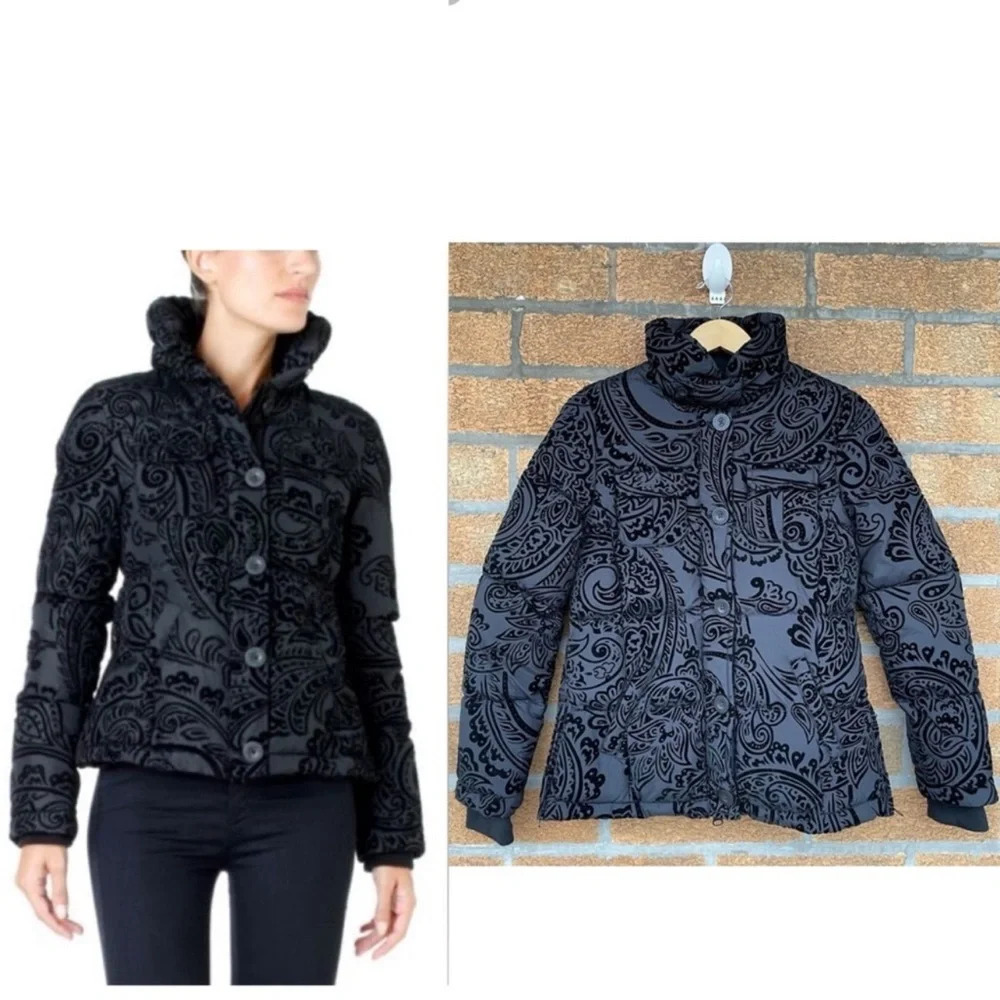 Desigual Medianoche Flocked Velvet NWT,
Puffer Jacket size small